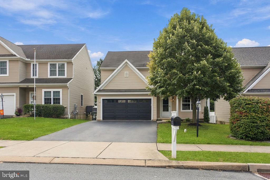 355 SUNBURY WAY