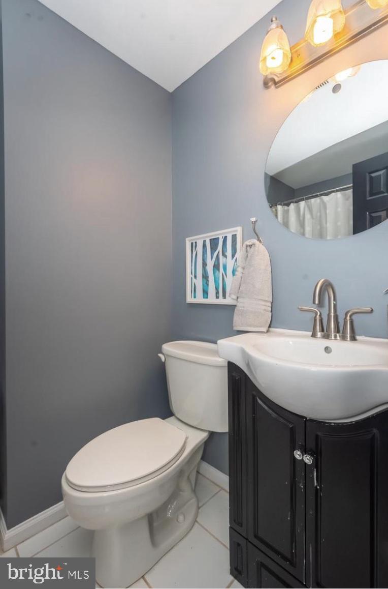 HAMPDEN HISTORIC DISTRICT - Residential Lease