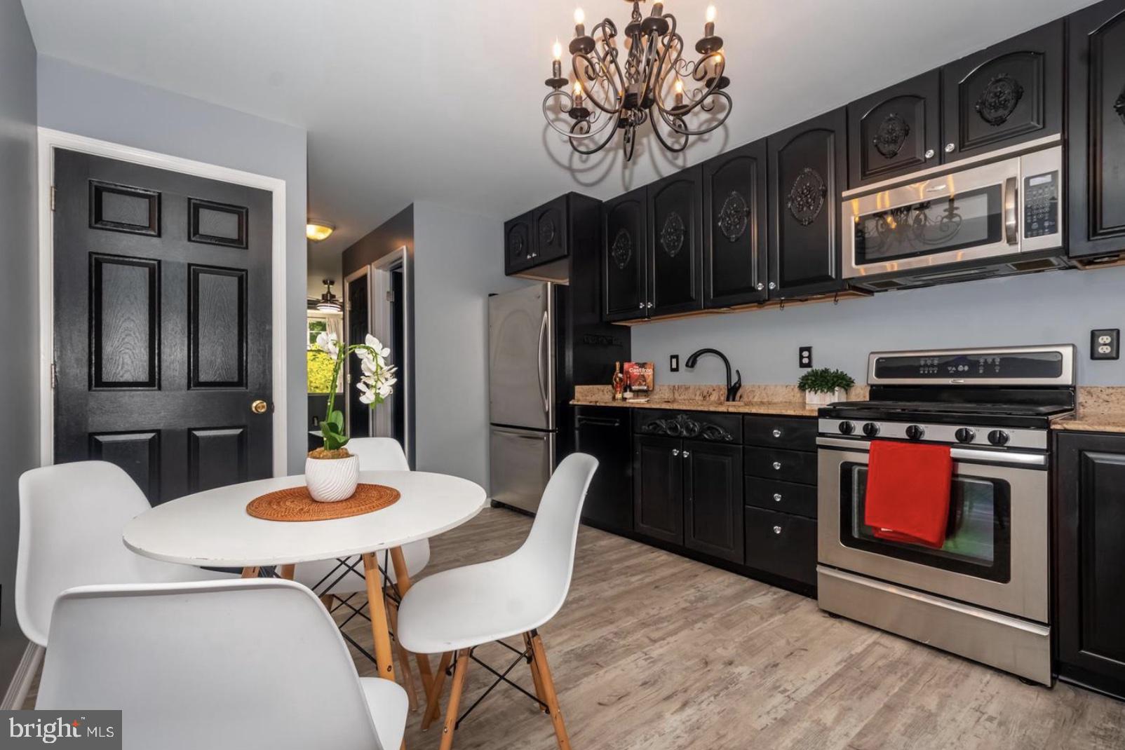 HAMPDEN HISTORIC DISTRICT - Residential Lease