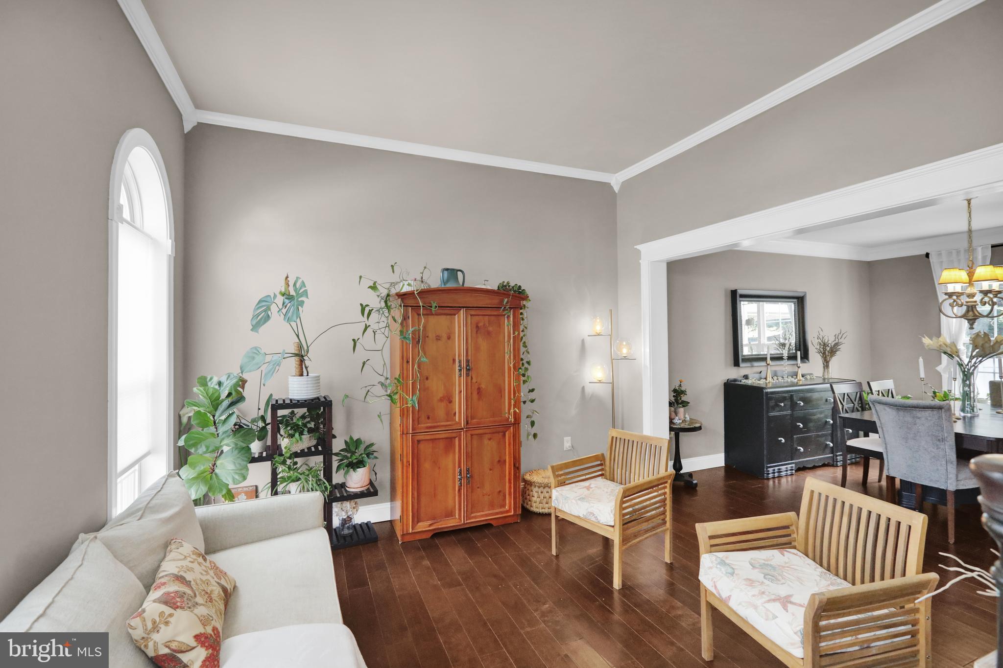 NORTHRIDGE - Residential