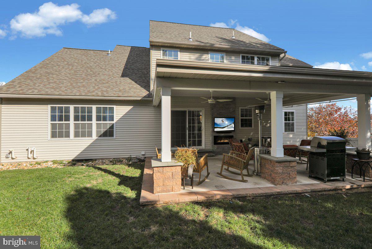 NORTHRIDGE - Residential