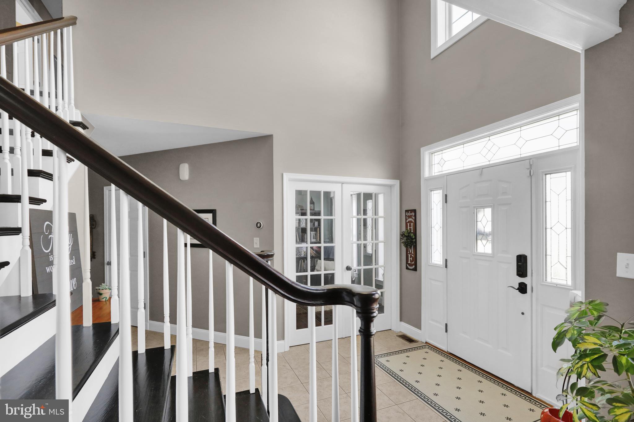 NORTHRIDGE - Residential