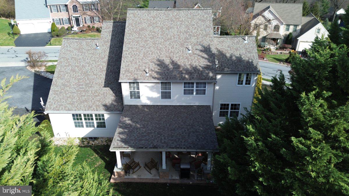 NORTHRIDGE - Residential