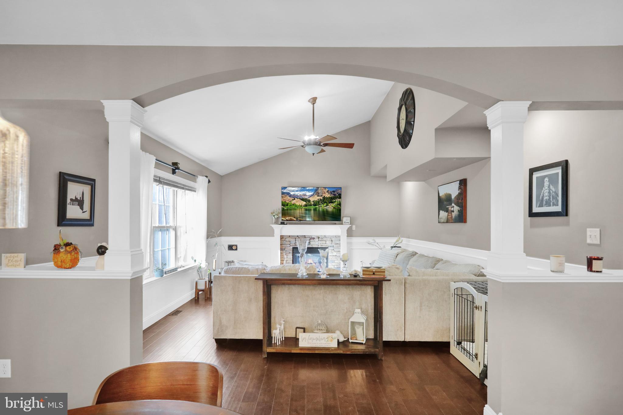 NORTHRIDGE - Residential