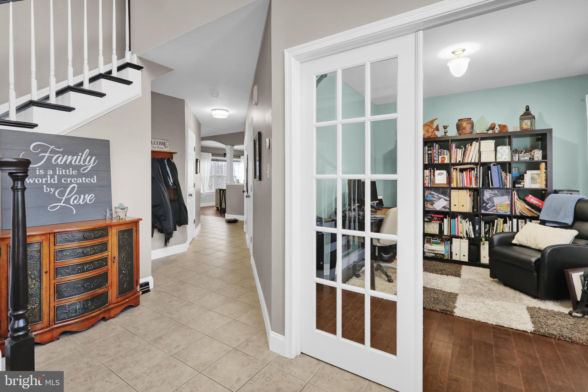 NORTHRIDGE - Residential