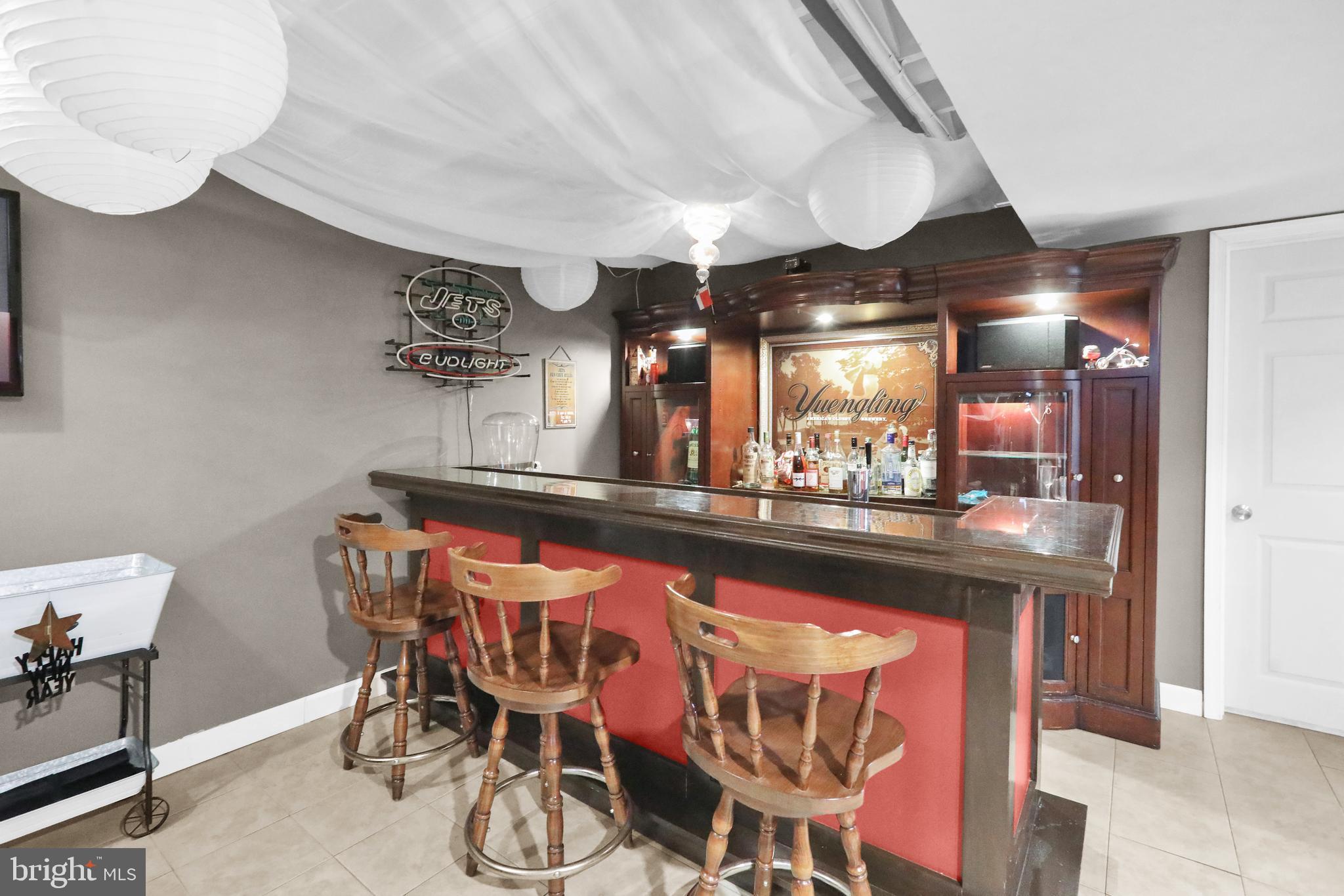 NORTHRIDGE - Residential