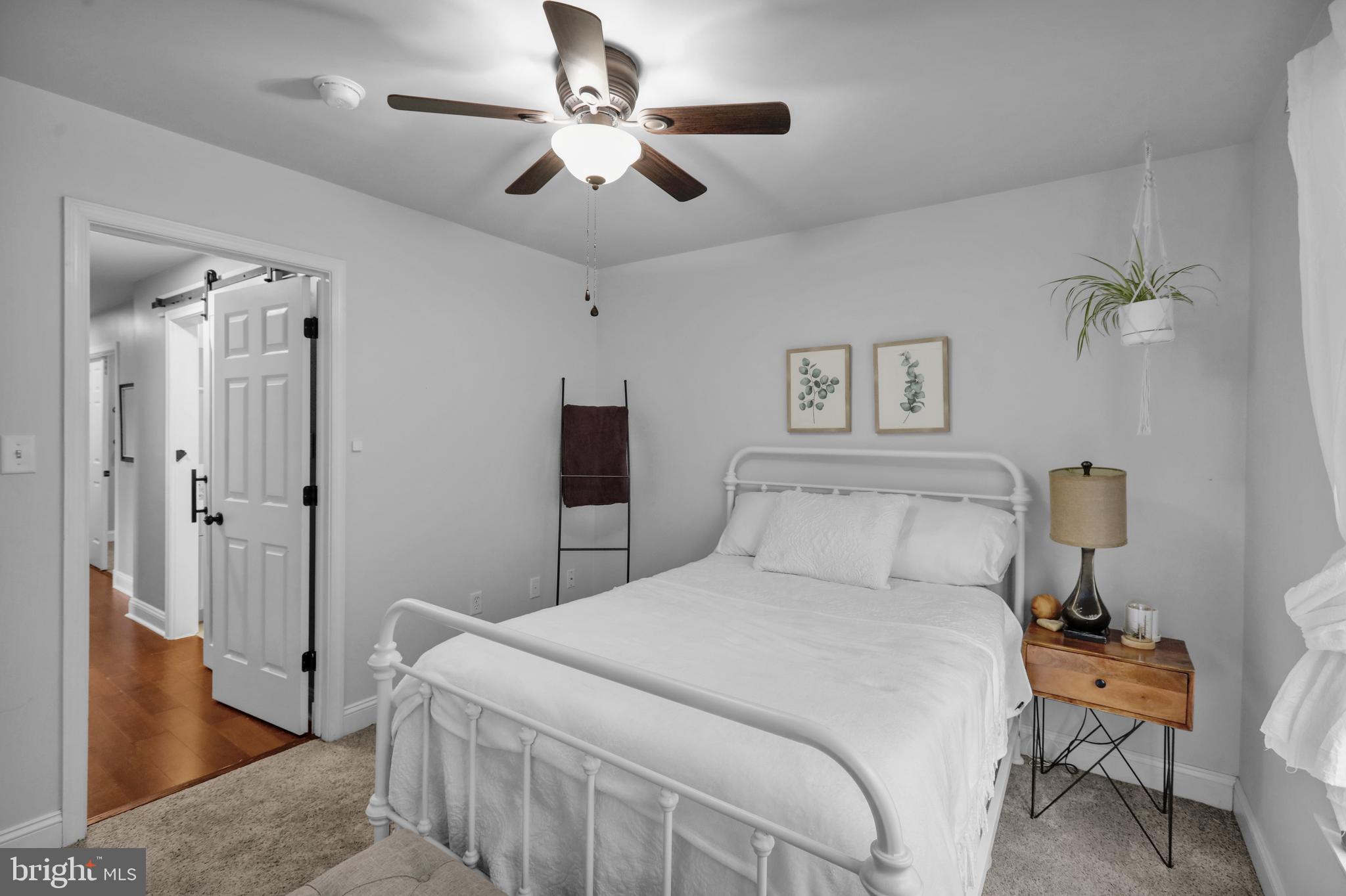 NORTHRIDGE - Residential