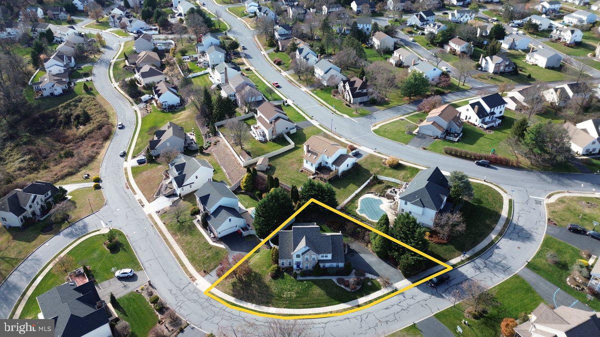 NORTHRIDGE - Residential