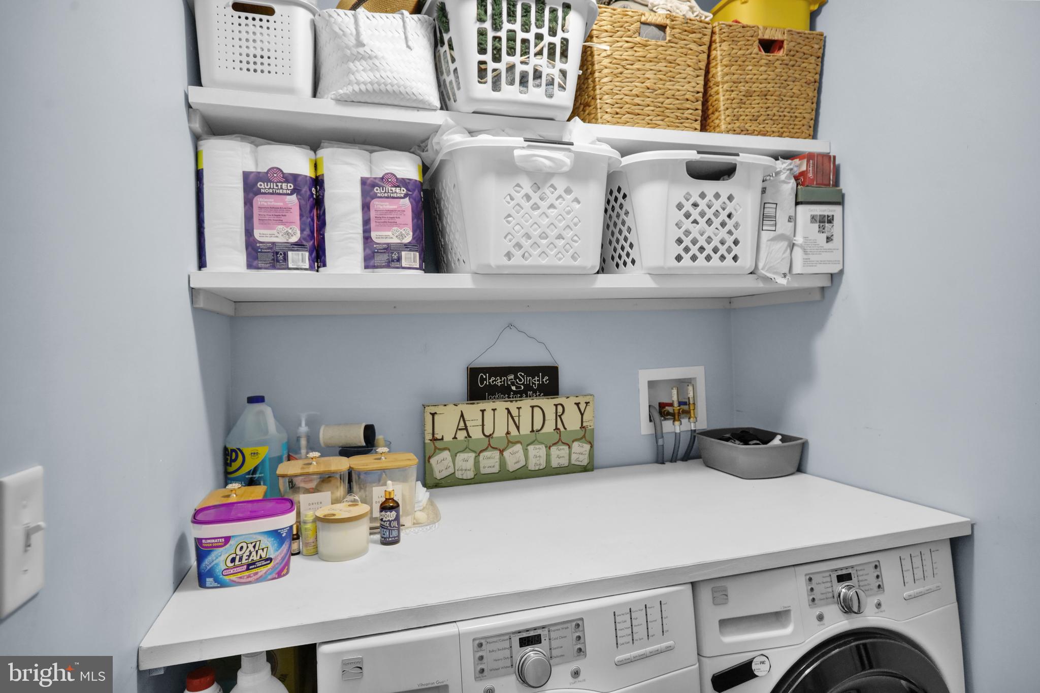 NORTHRIDGE - Residential