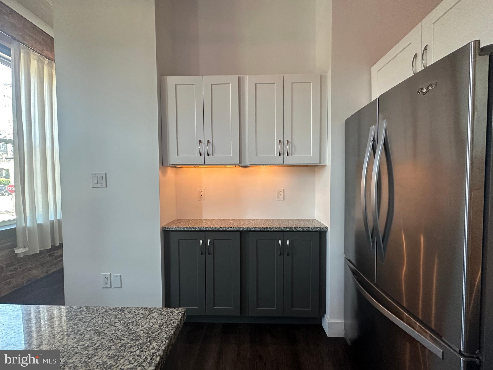 820 W MARKET STREET 2A