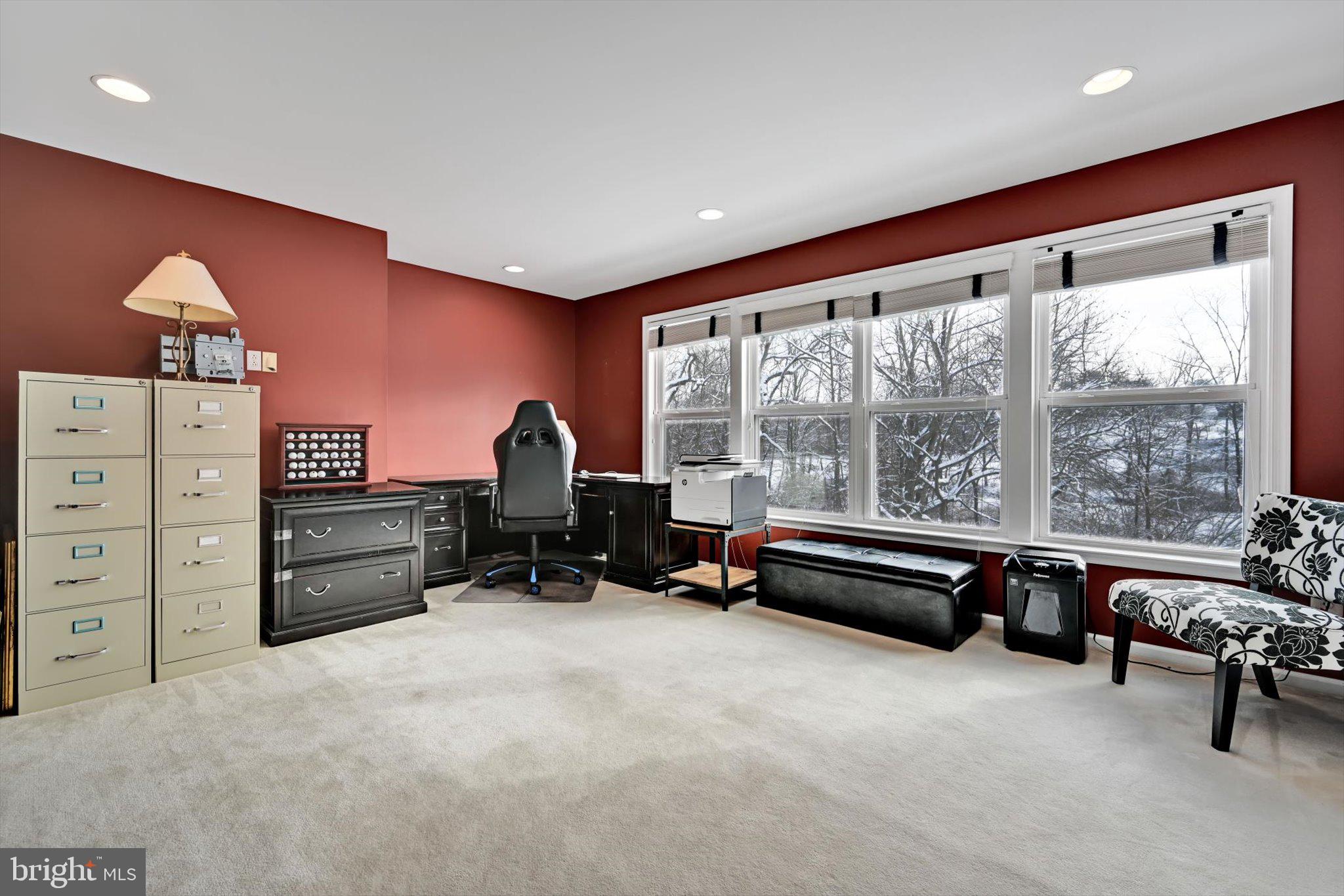 PICKERING MEADOWS - Residential