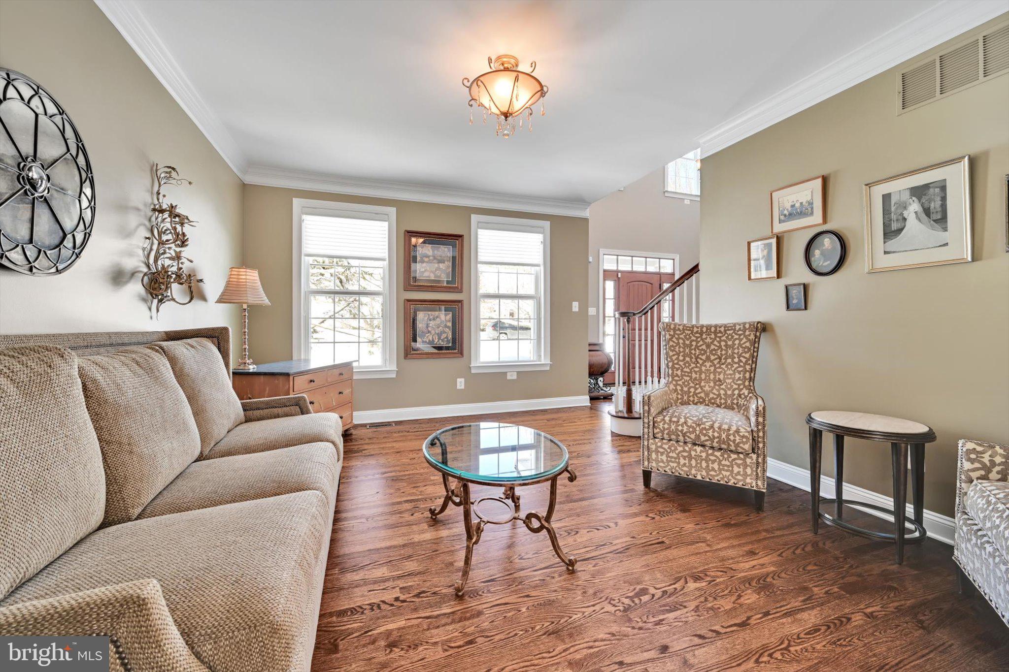 PICKERING MEADOWS - Residential