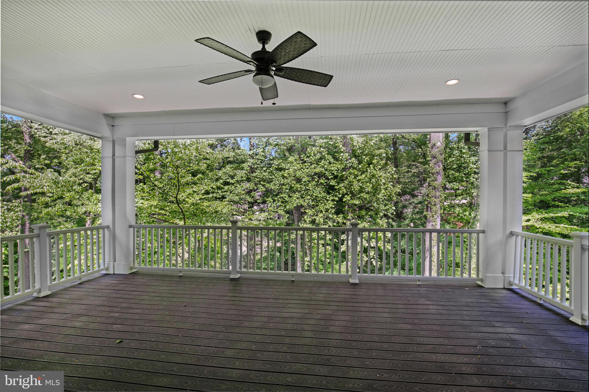 RIVER OAKS - Residential