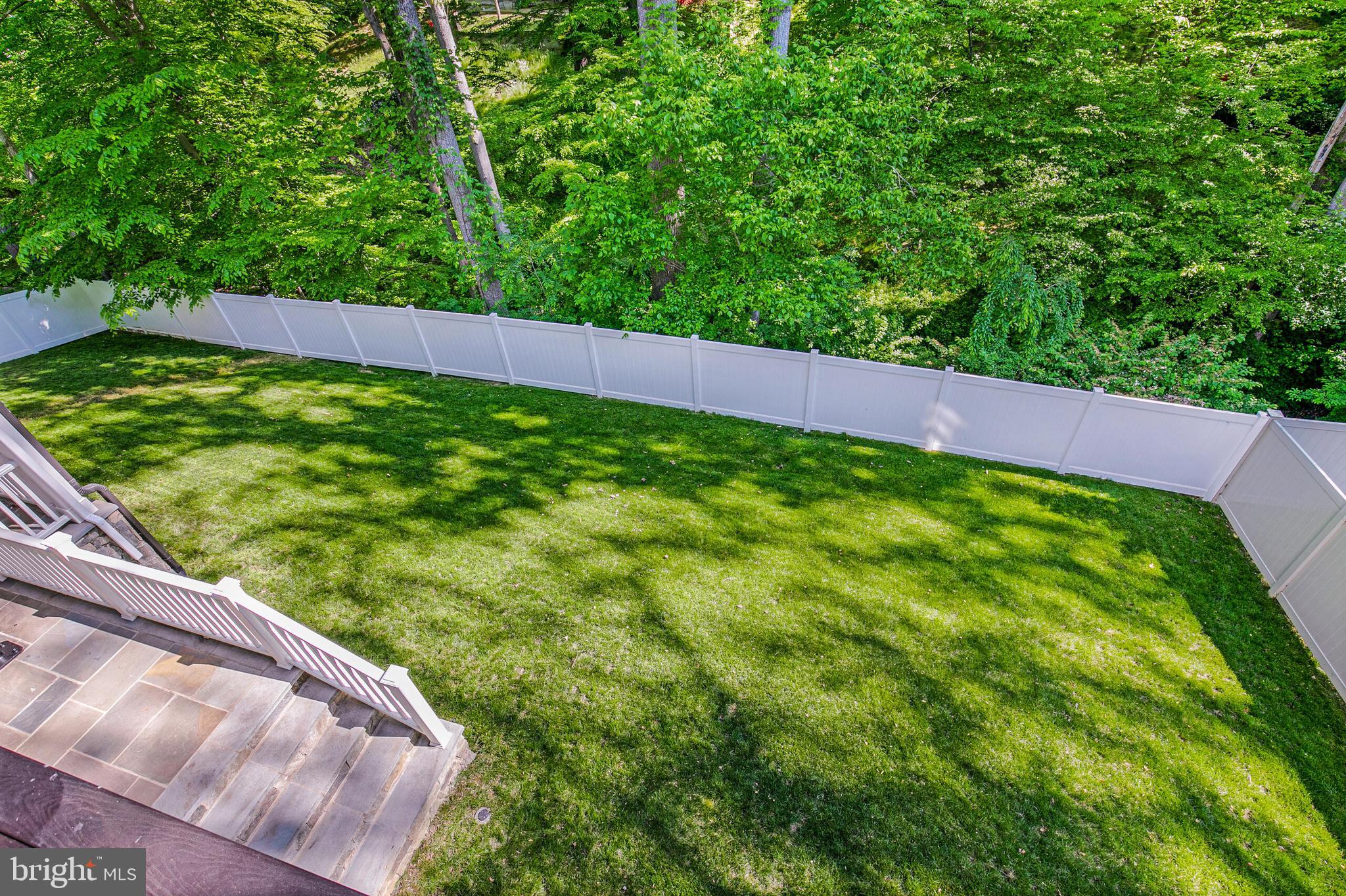 RIVER OAKS - Residential