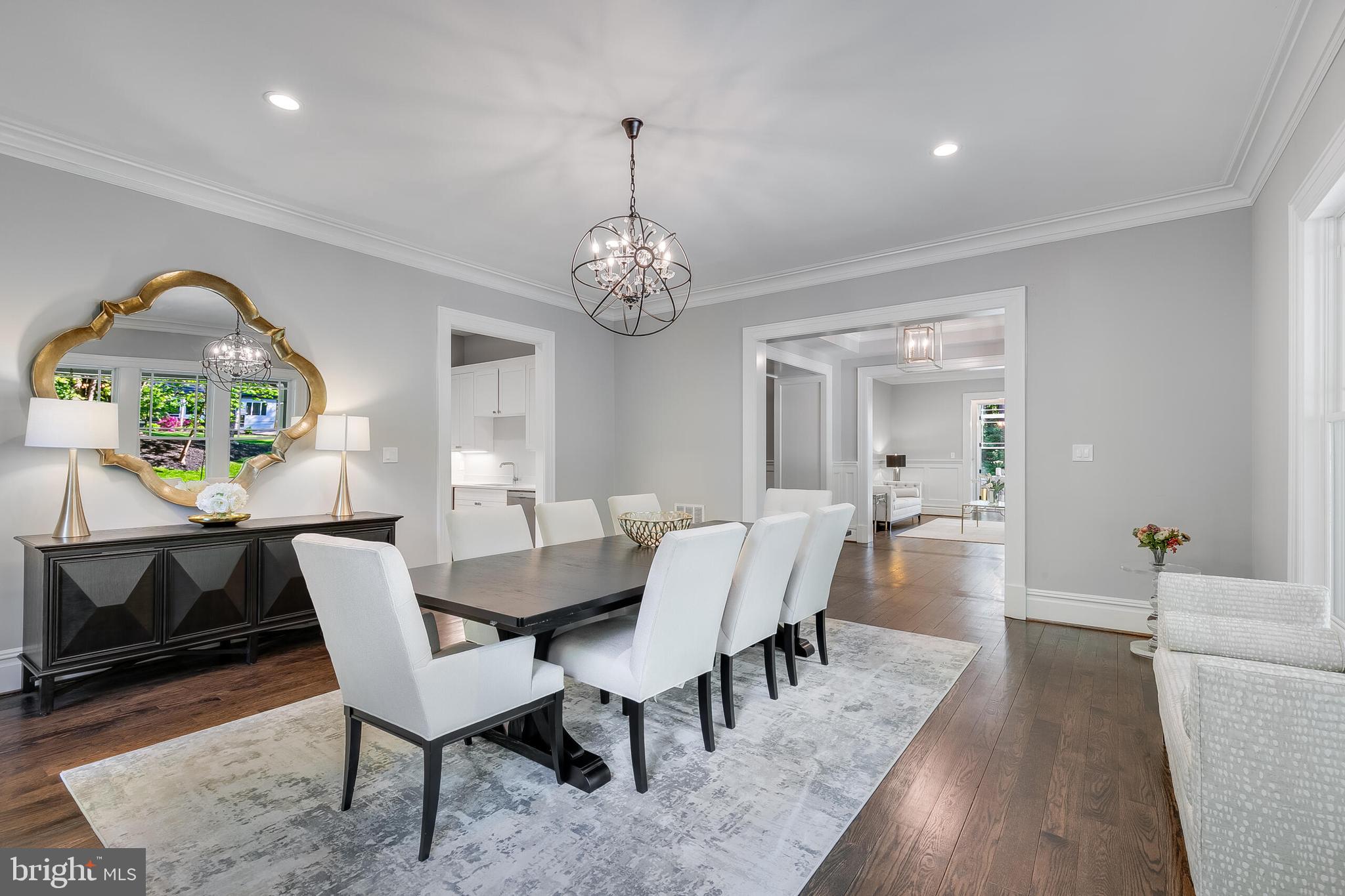 RIVER OAKS - Residential