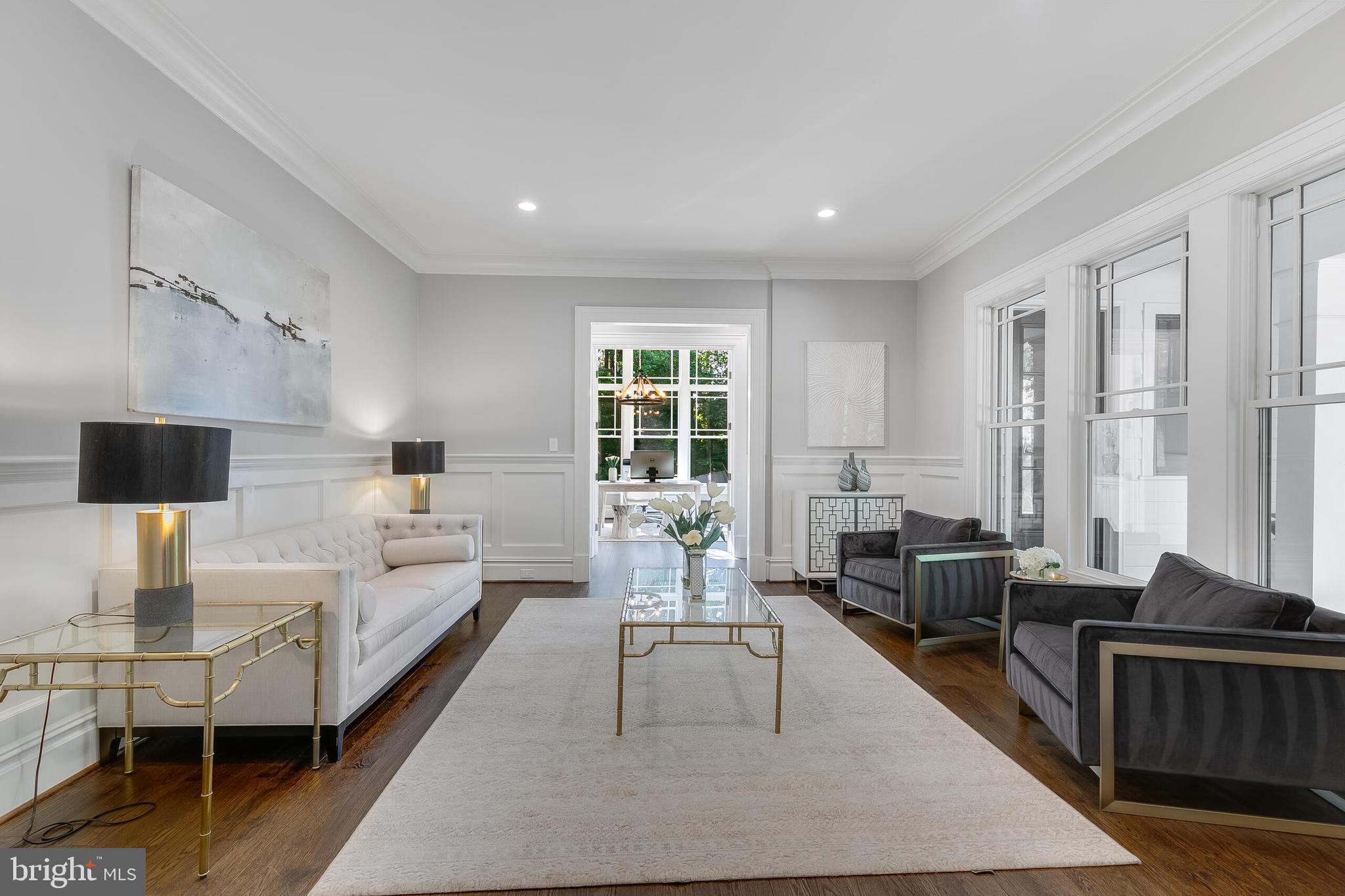 RIVER OAKS - Residential