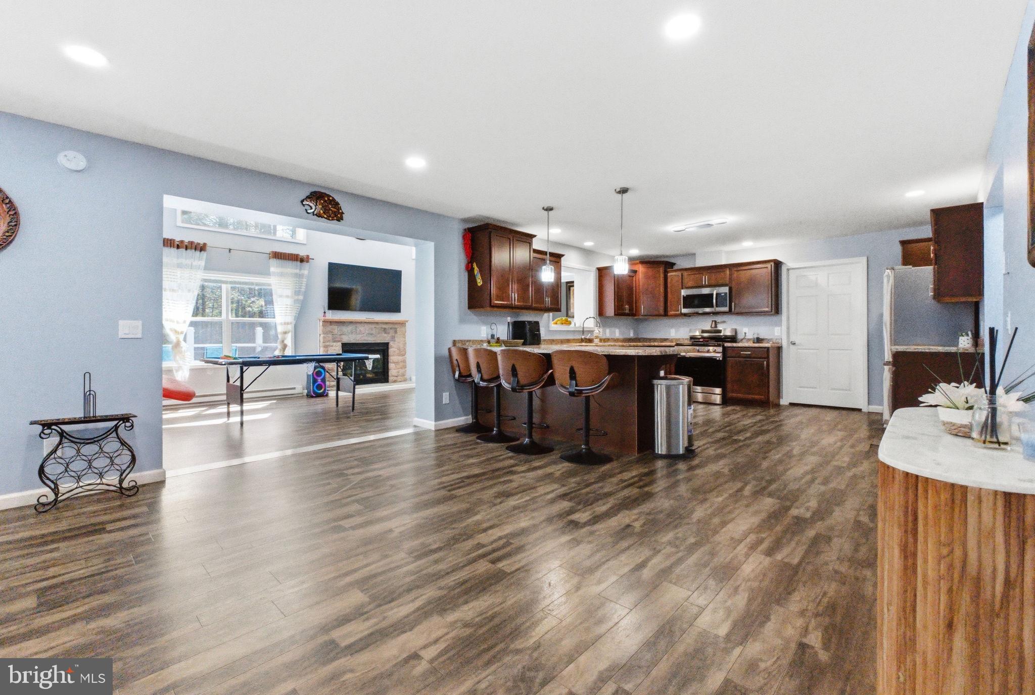 BRIER CREST WOODS - Residential