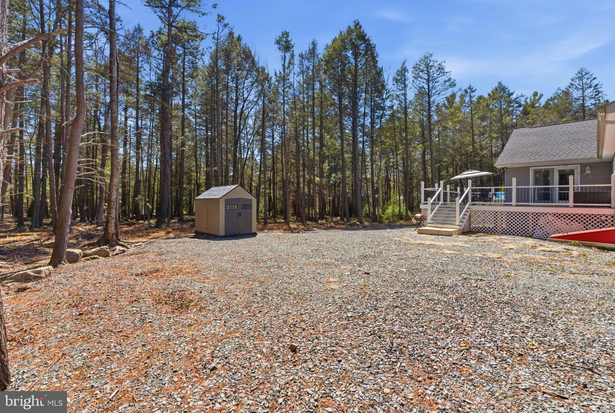 BRIER CREST WOODS - Residential