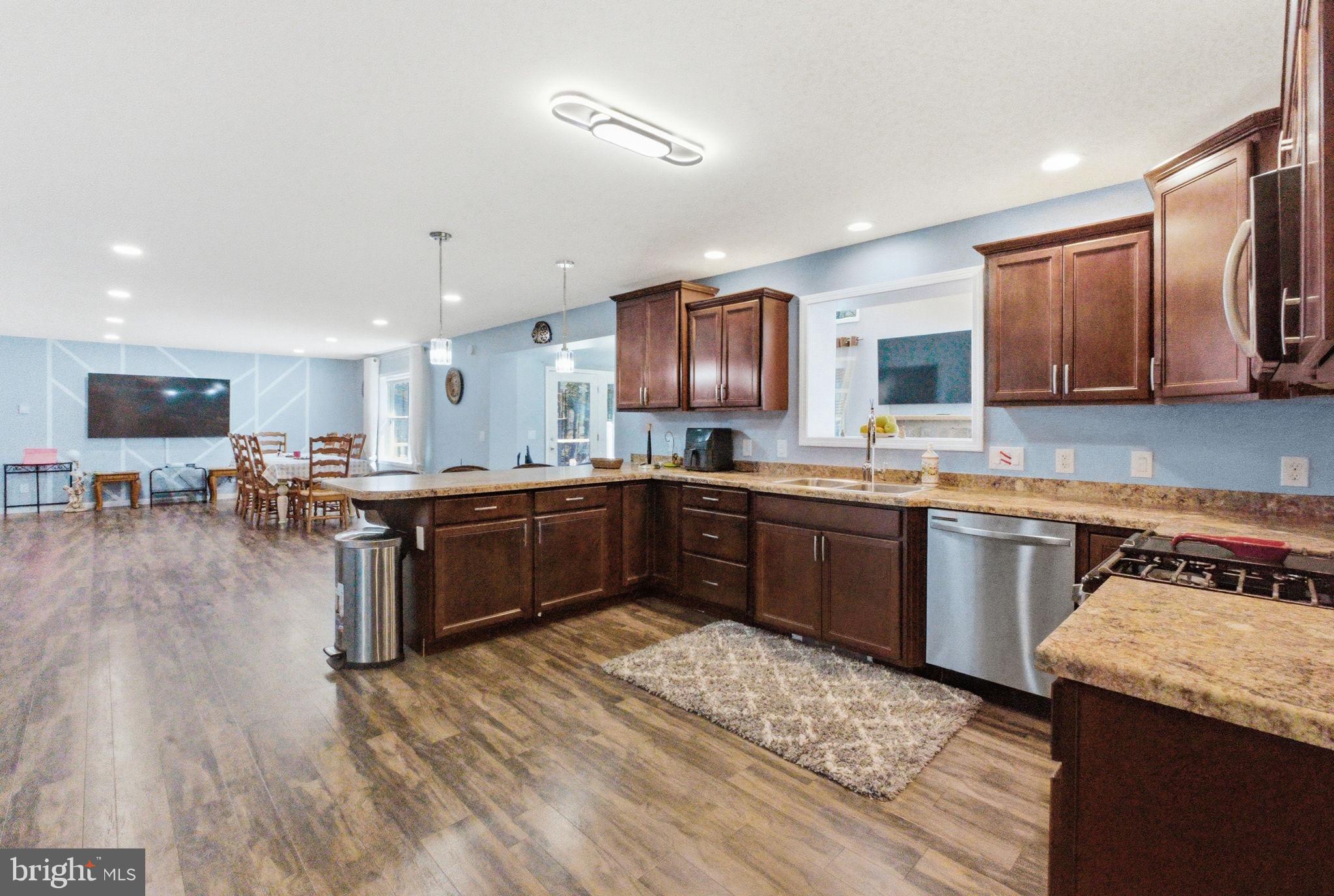 BRIER CREST WOODS - Residential