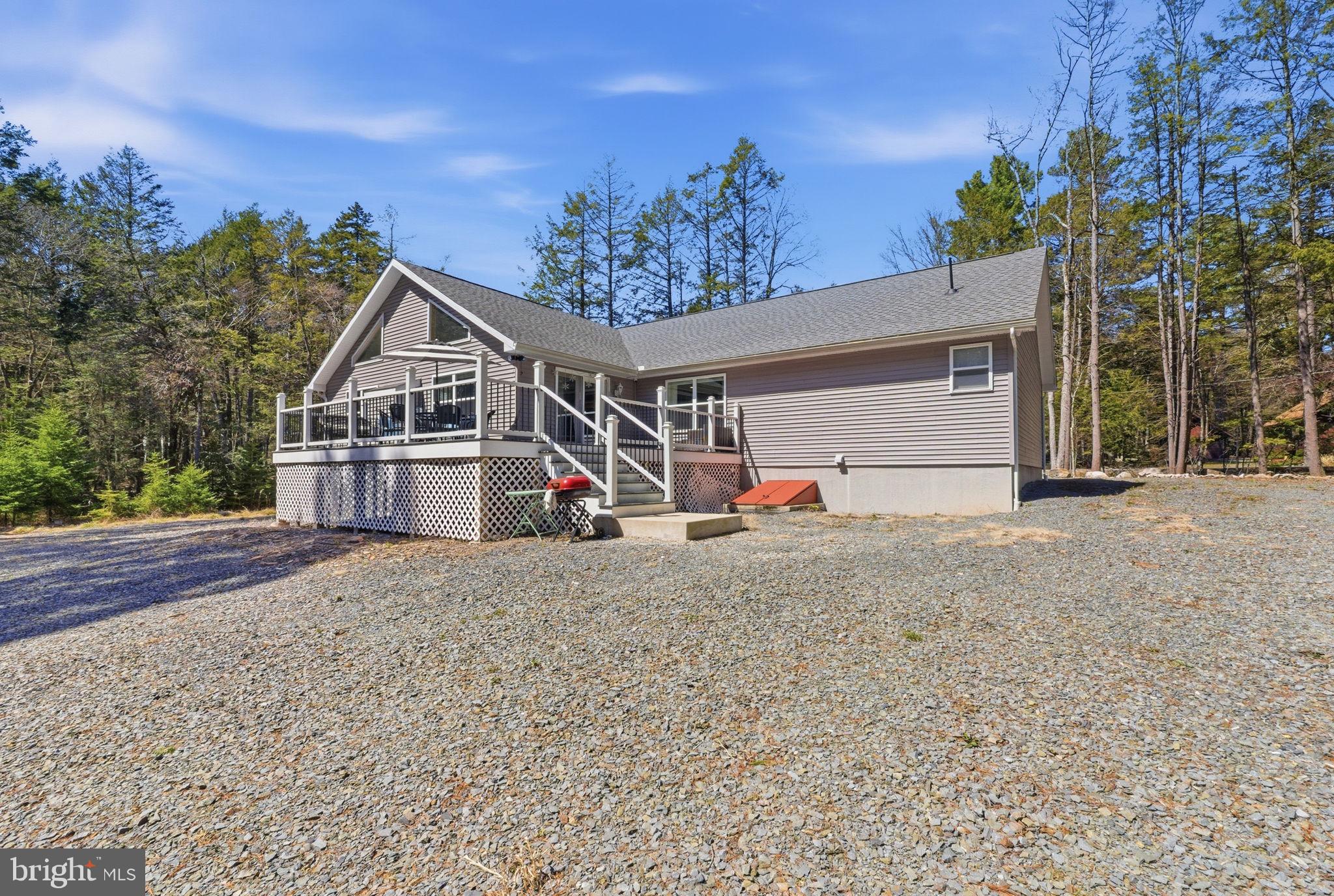BRIER CREST WOODS - Residential