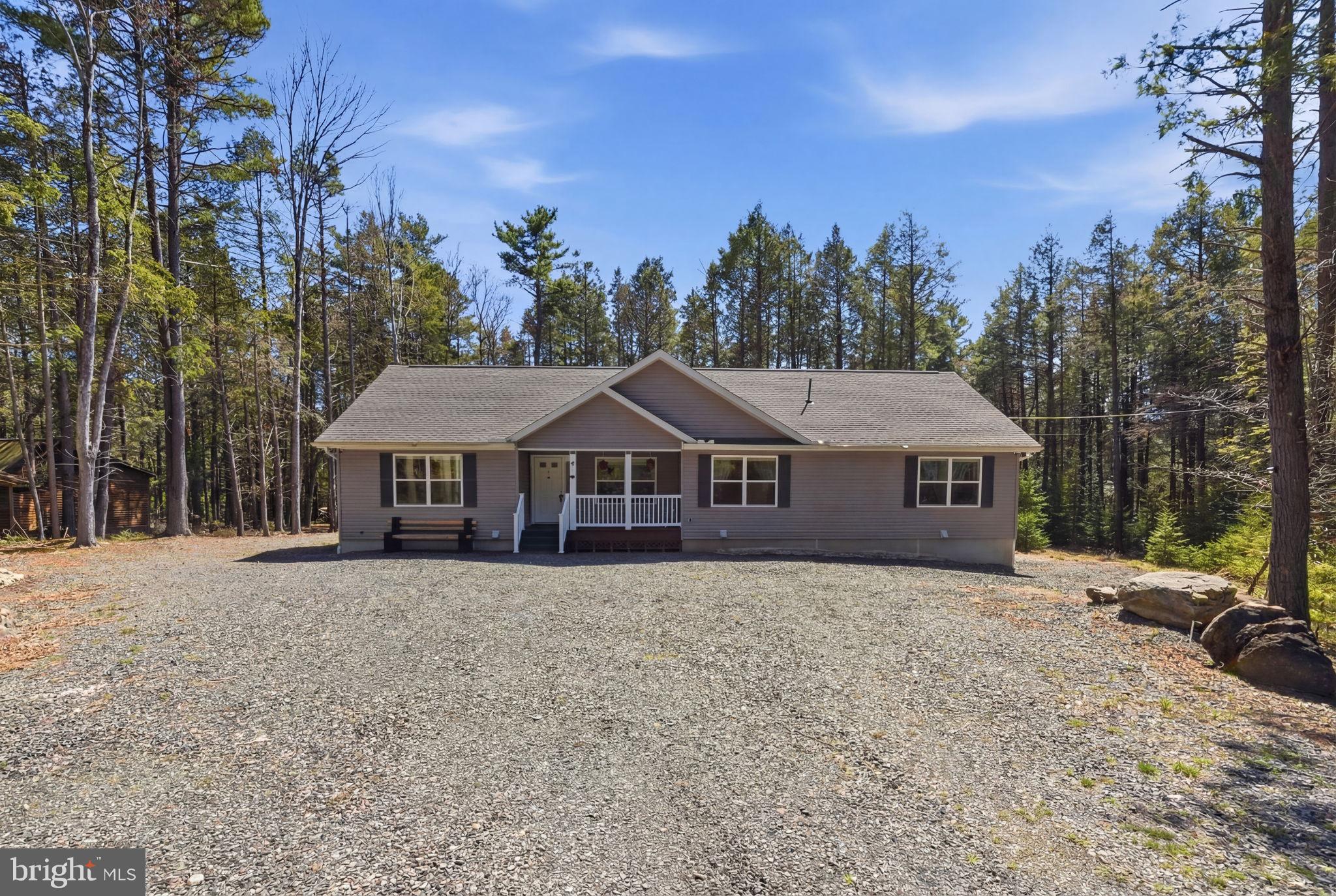 BRIER CREST WOODS - Residential