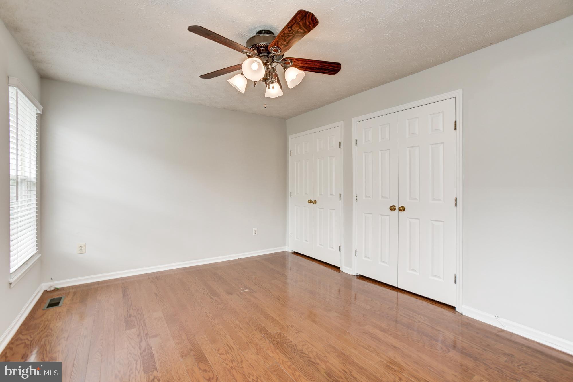 VALLEY STREAM ESTATES - Residential Lease