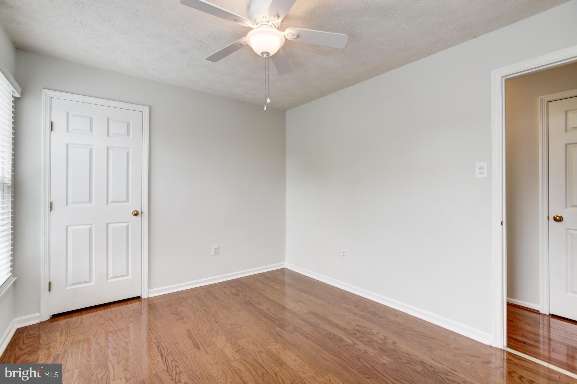 VALLEY STREAM ESTATES - Residential Lease