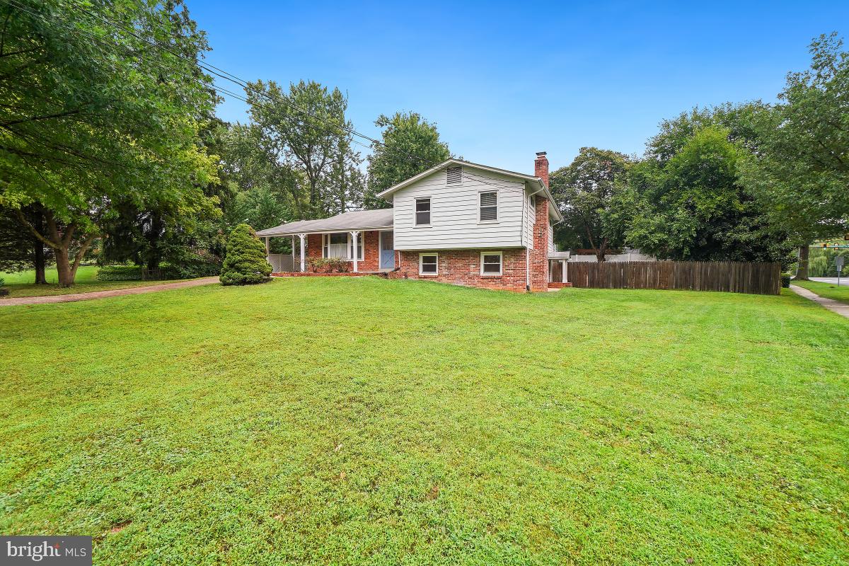 REGENCY ESTATES - Residential Lease