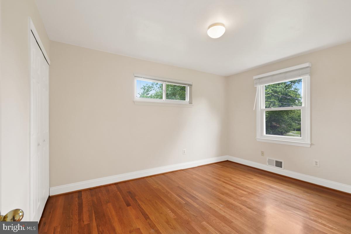 REGENCY ESTATES - Residential Lease