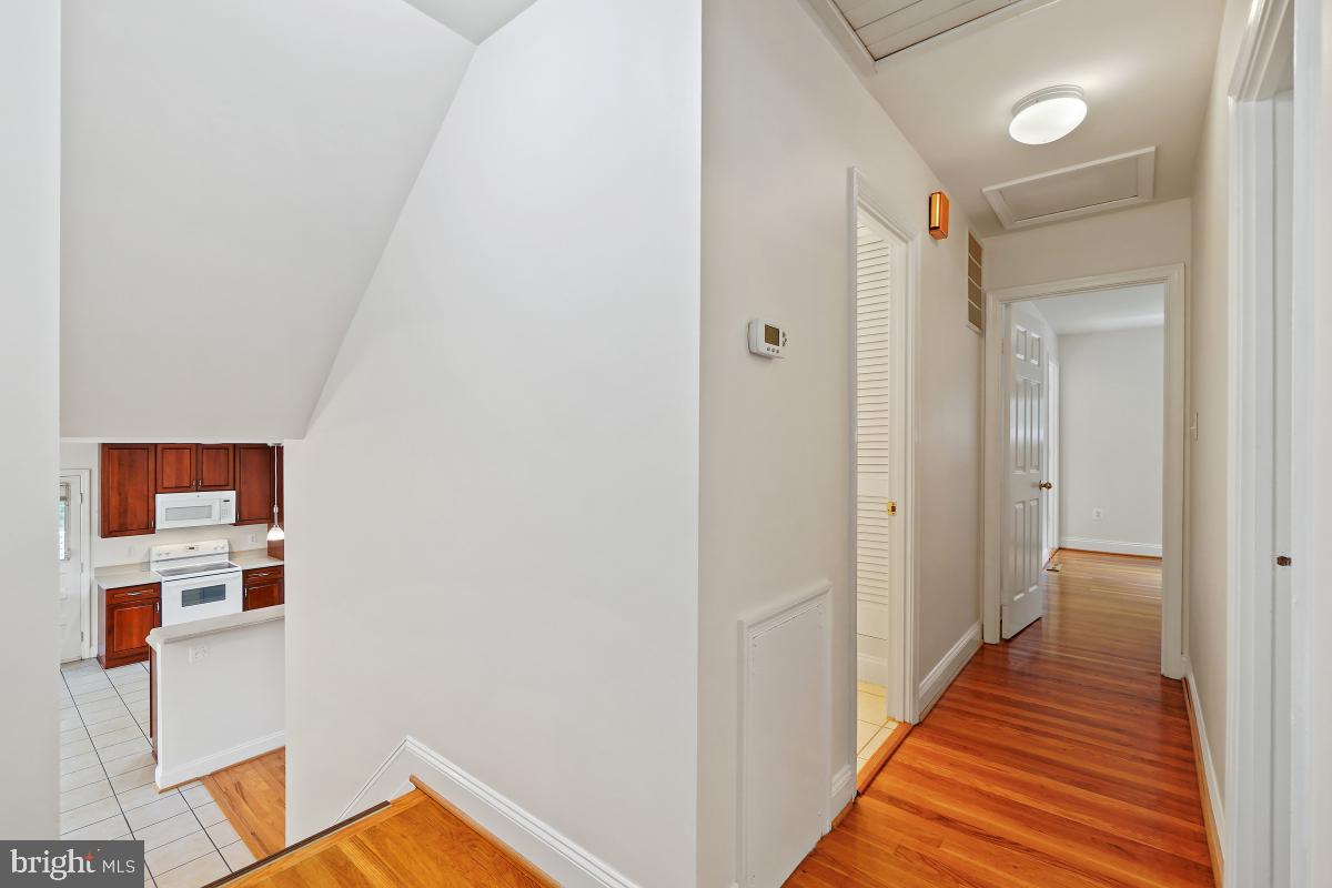 REGENCY ESTATES - Residential Lease