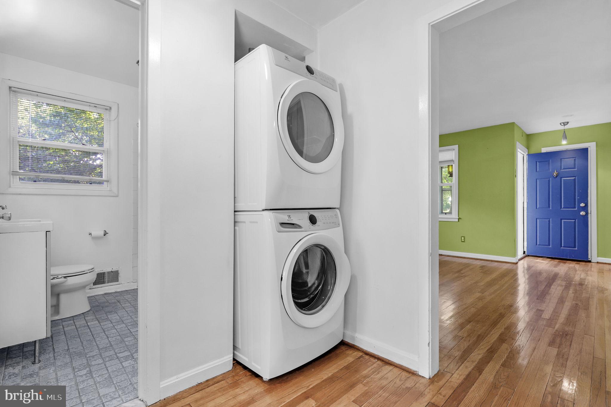 ROCKCREST - Residential