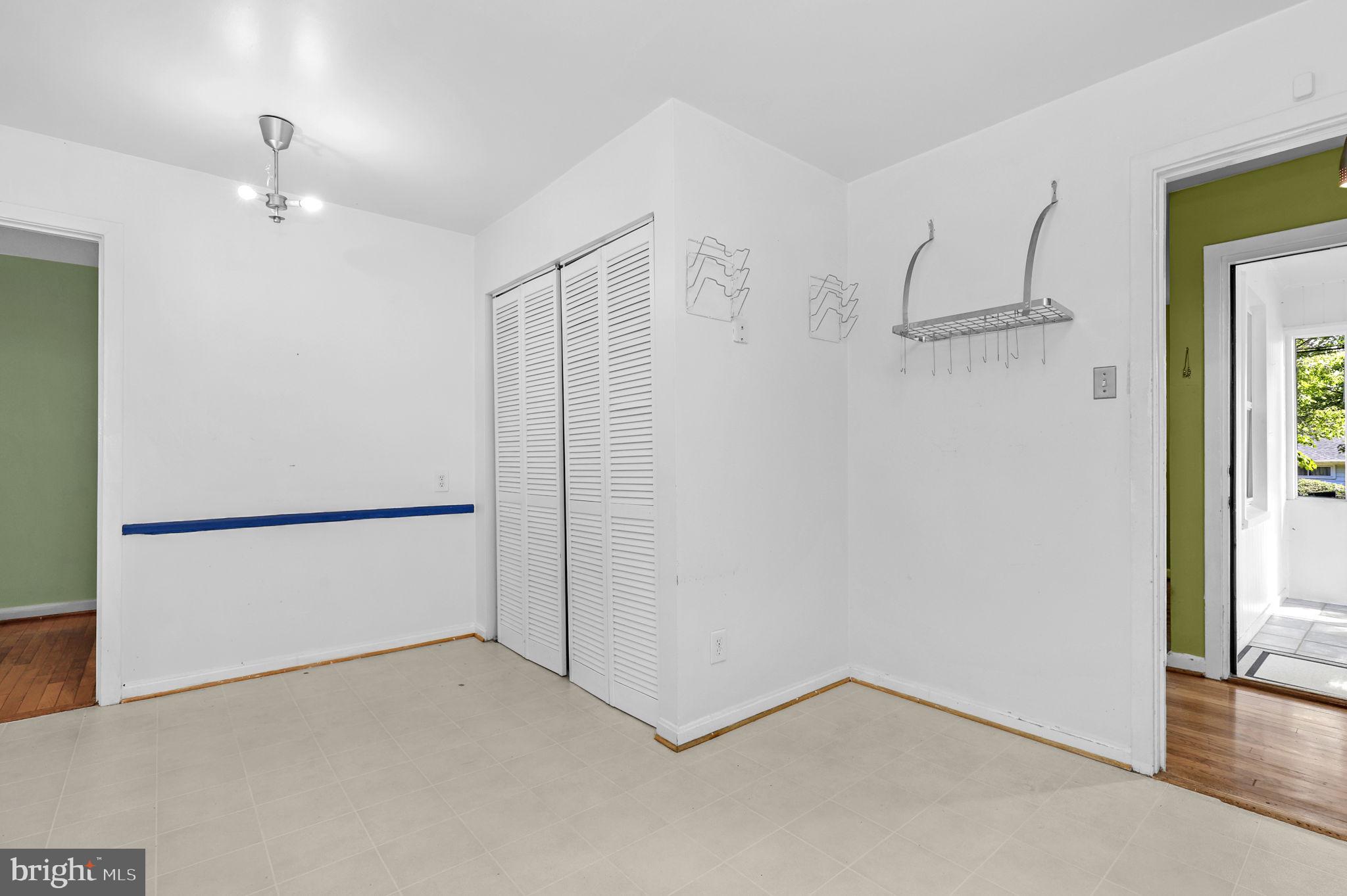 ROCKCREST - Residential