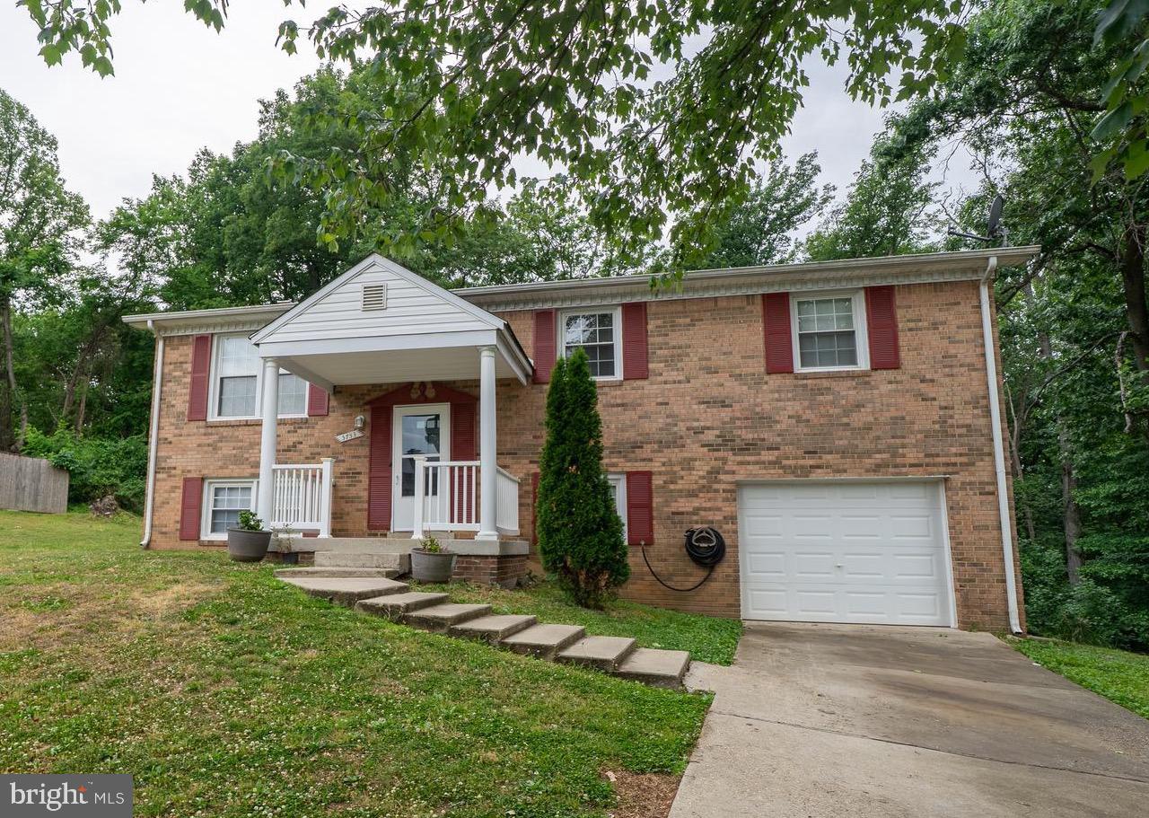 TEMPLE HILLS - Residential