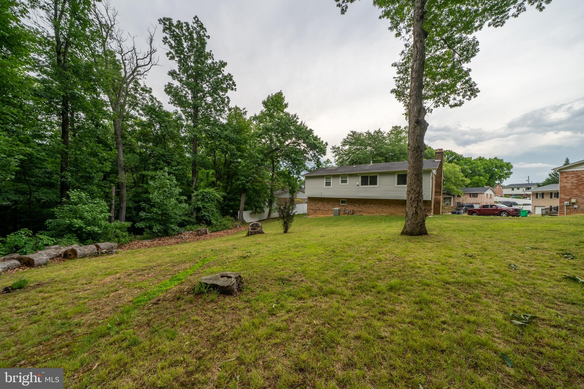 TEMPLE HILLS - Residential