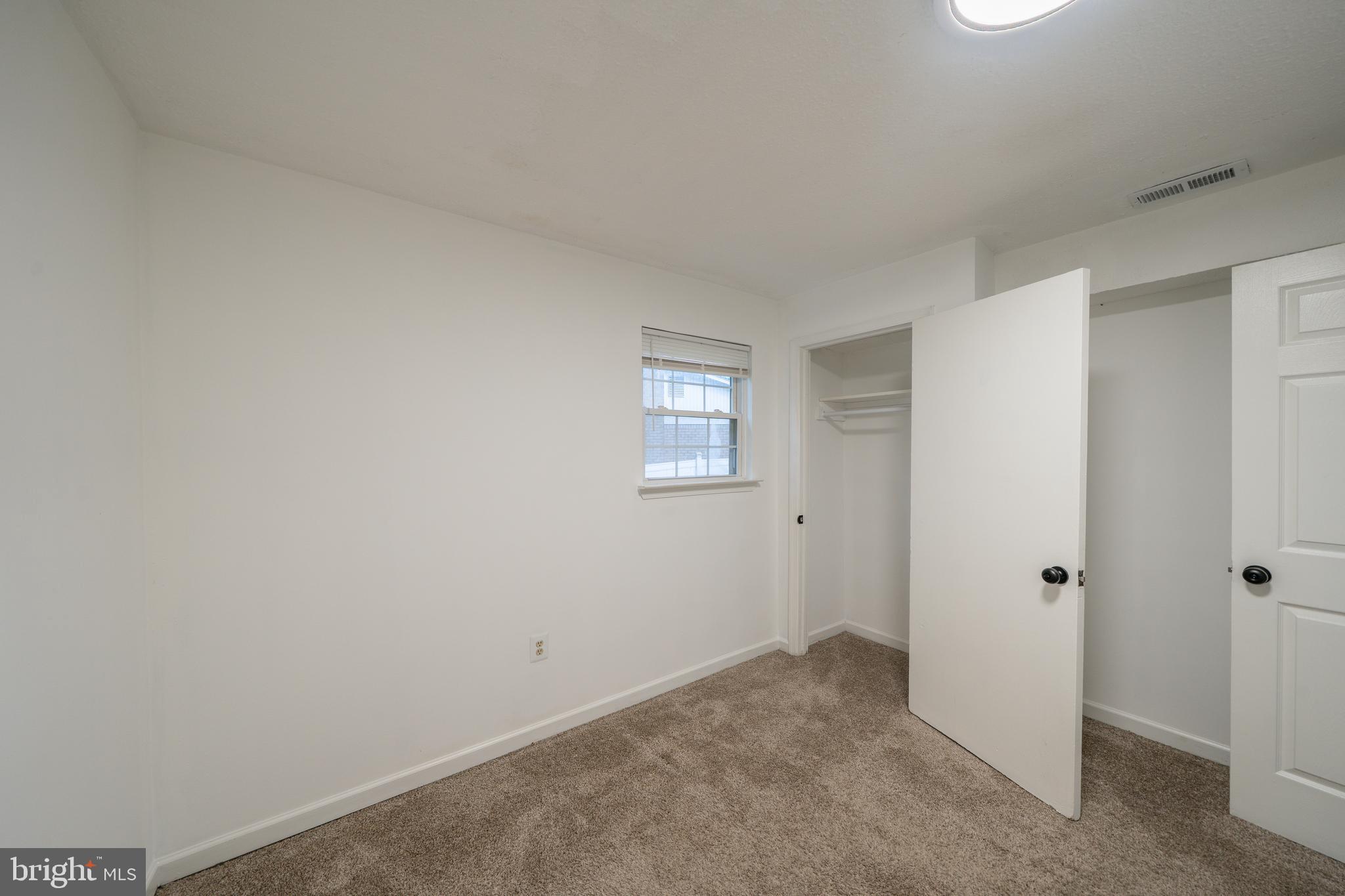 TEMPLE HILLS - Residential