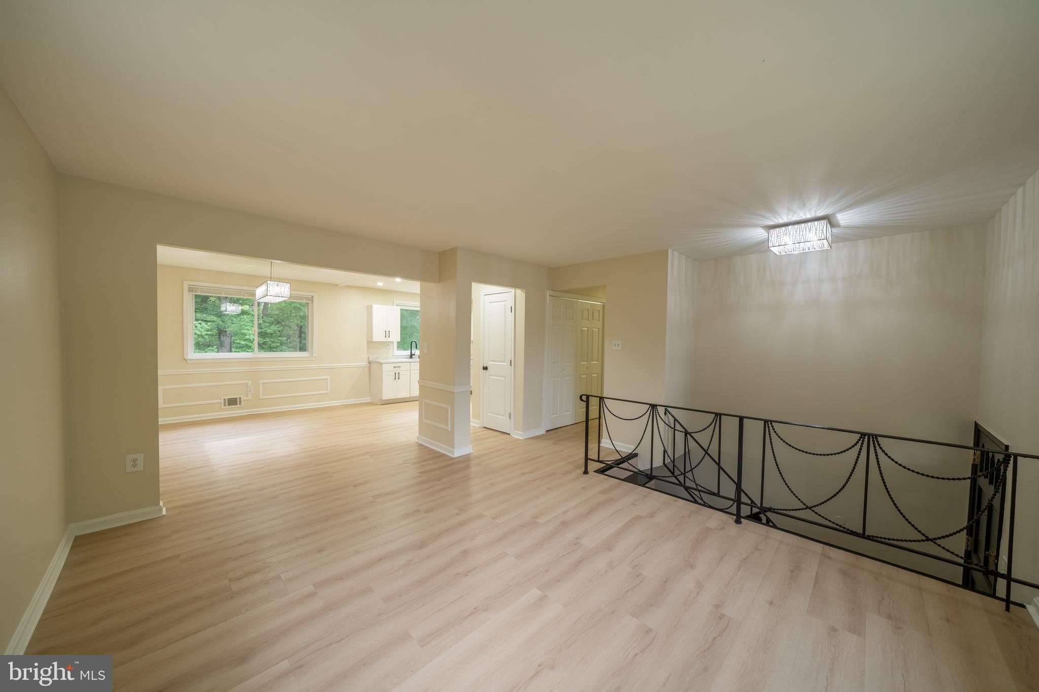 TEMPLE HILLS - Residential