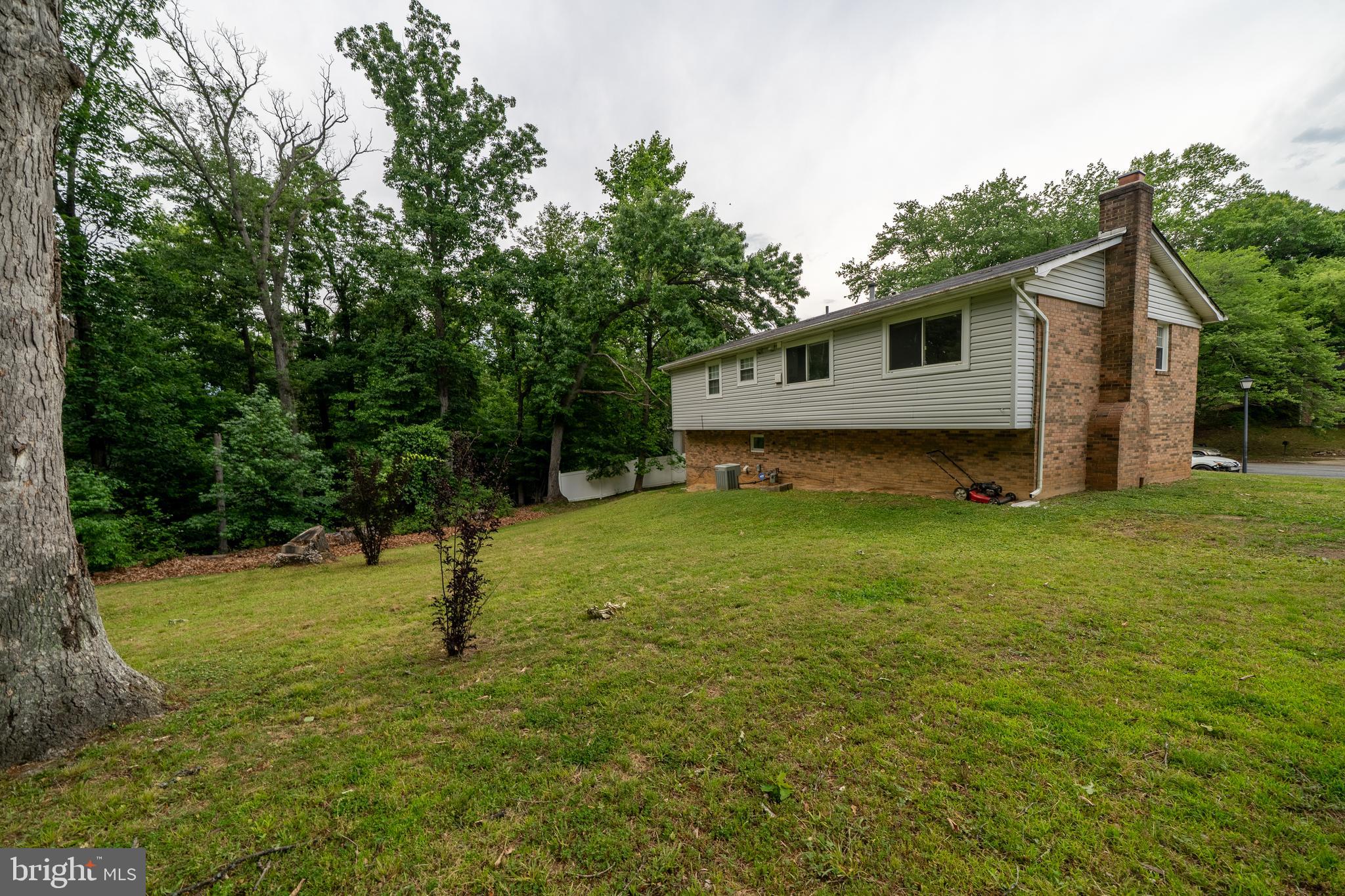 TEMPLE HILLS - Residential