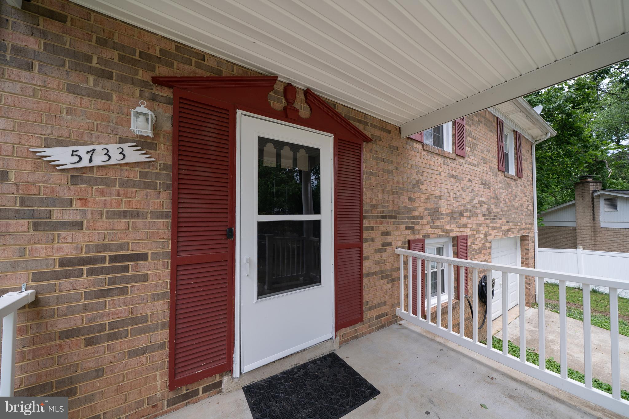 TEMPLE HILLS - Residential