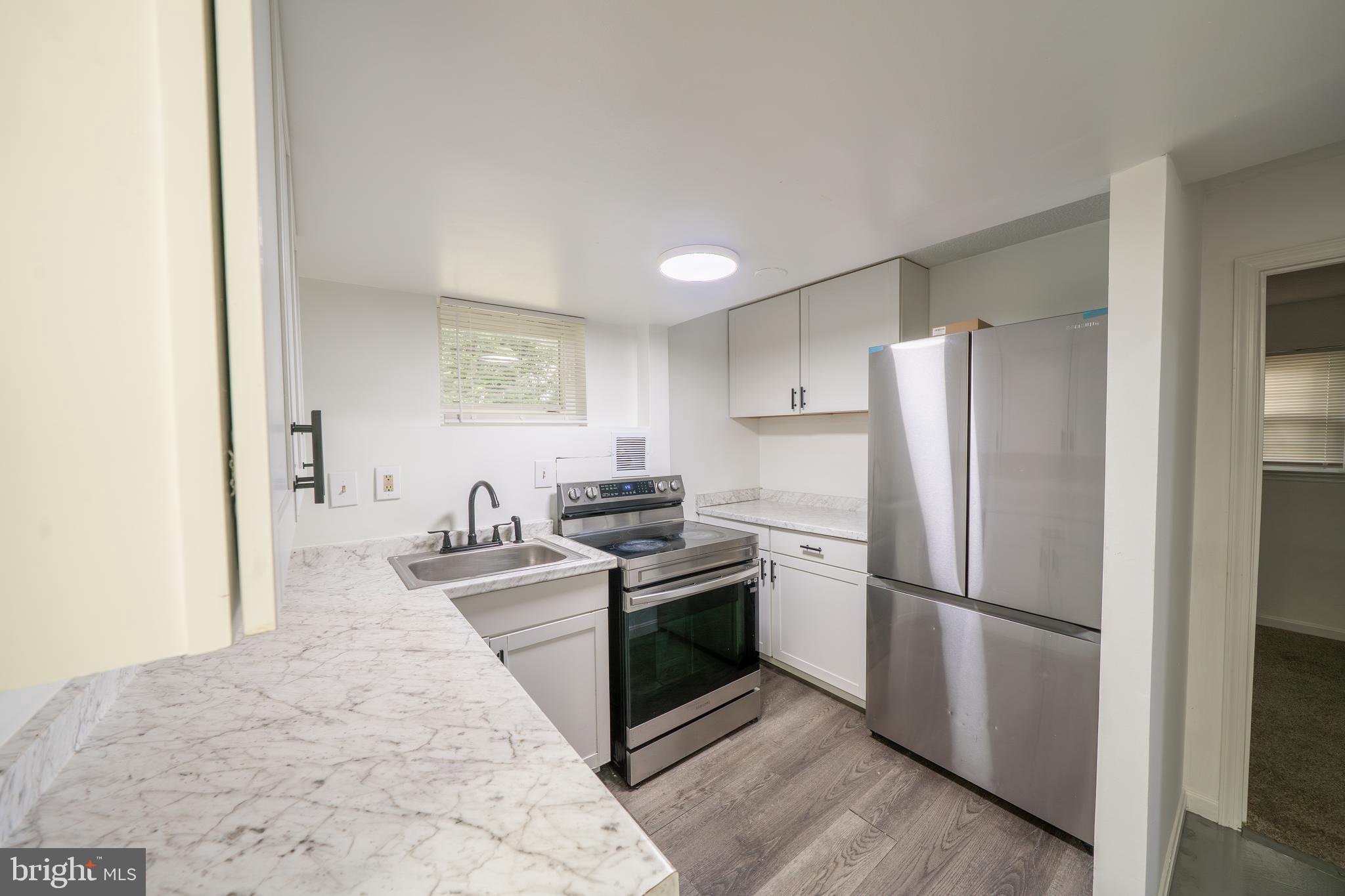 TEMPLE HILLS - Residential