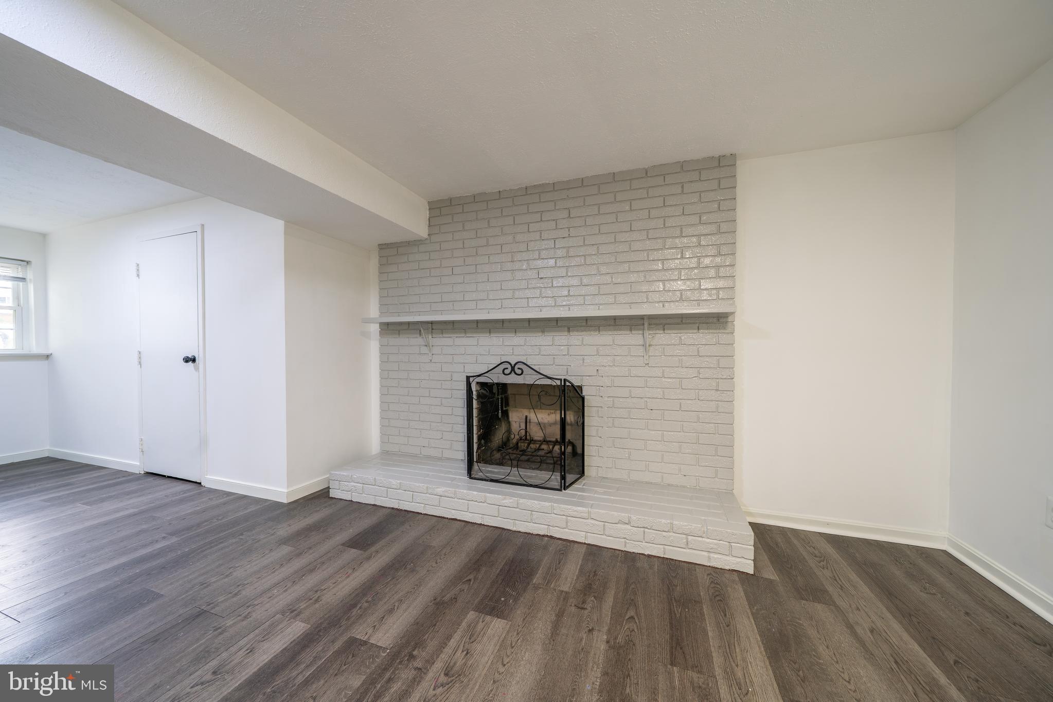 TEMPLE HILLS - Residential