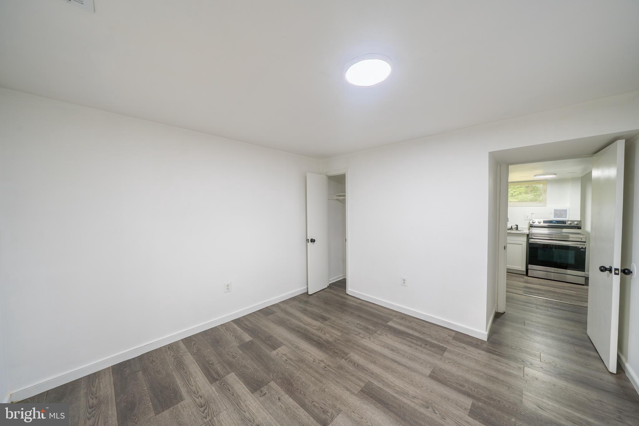 TEMPLE HILLS - Residential