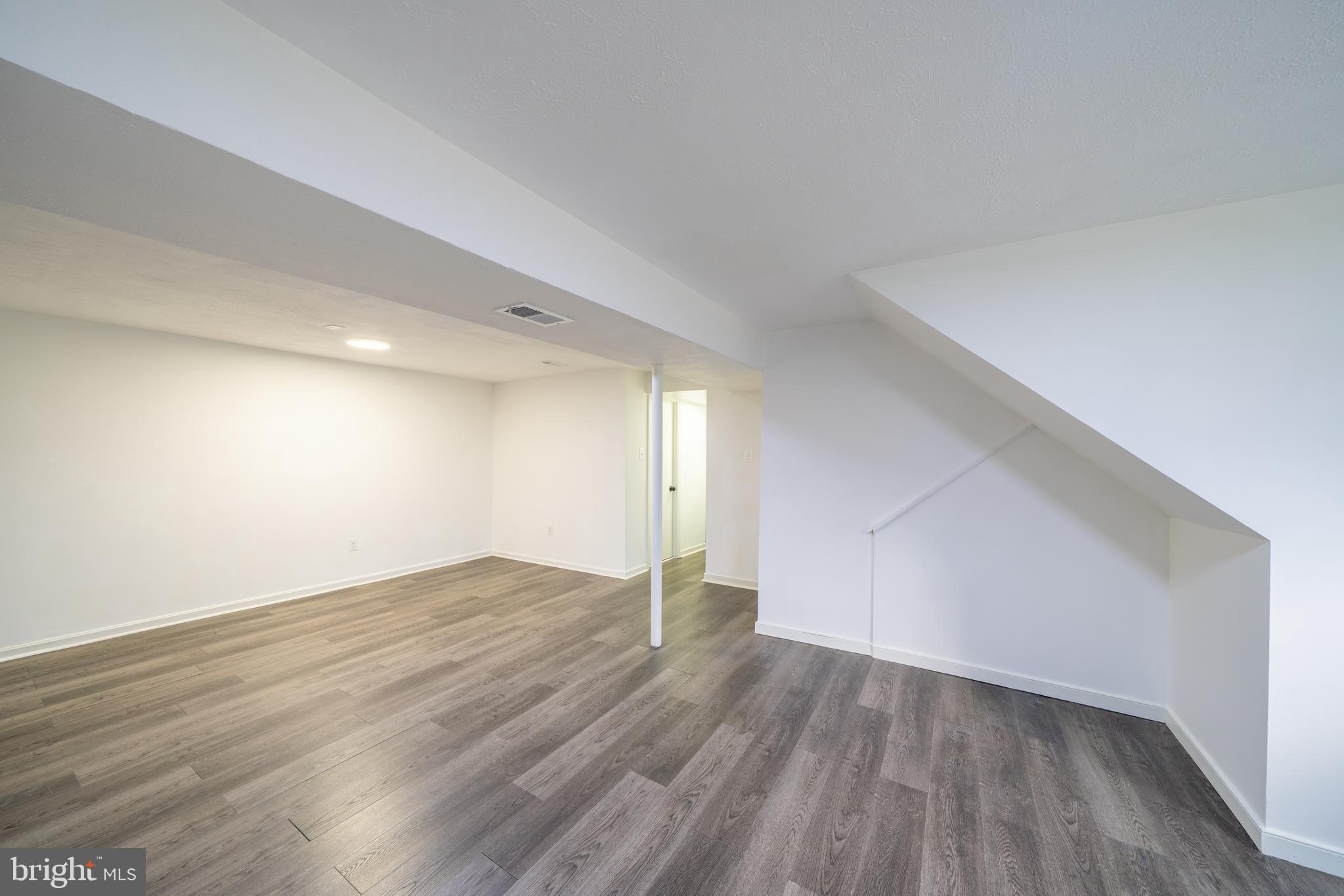 TEMPLE HILLS - Residential