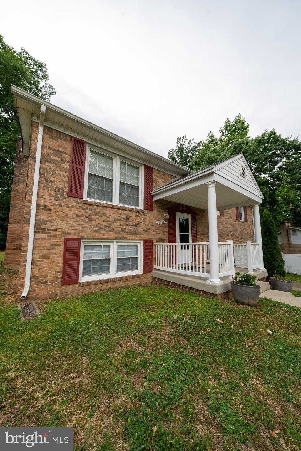 TEMPLE HILLS - Residential