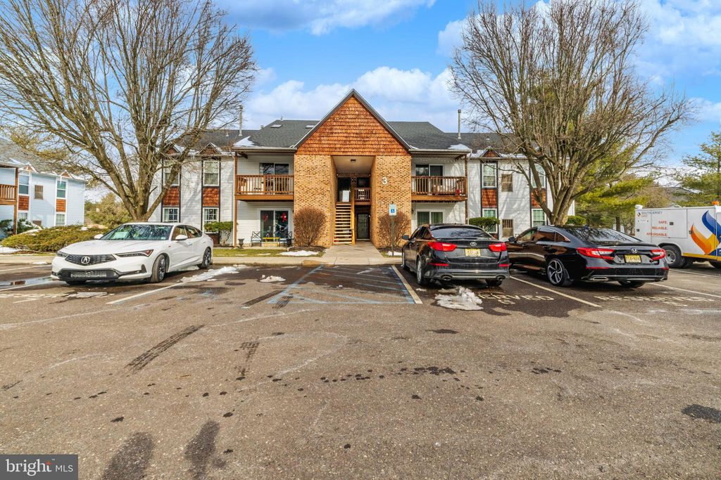 Photo of 32 Buena Court, TURNERSVILLE, NJ 08012 (MLS # NJGL2067602)