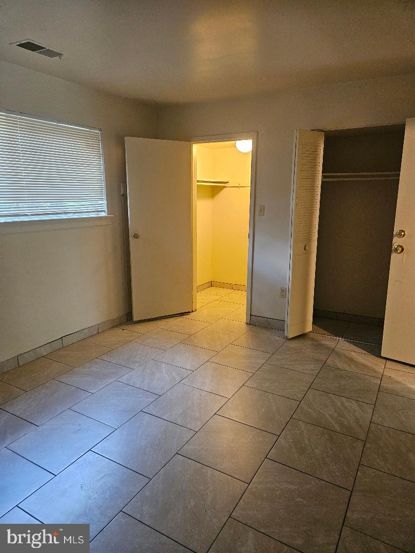 CHELSEA WOODS CONDO - Residential Lease