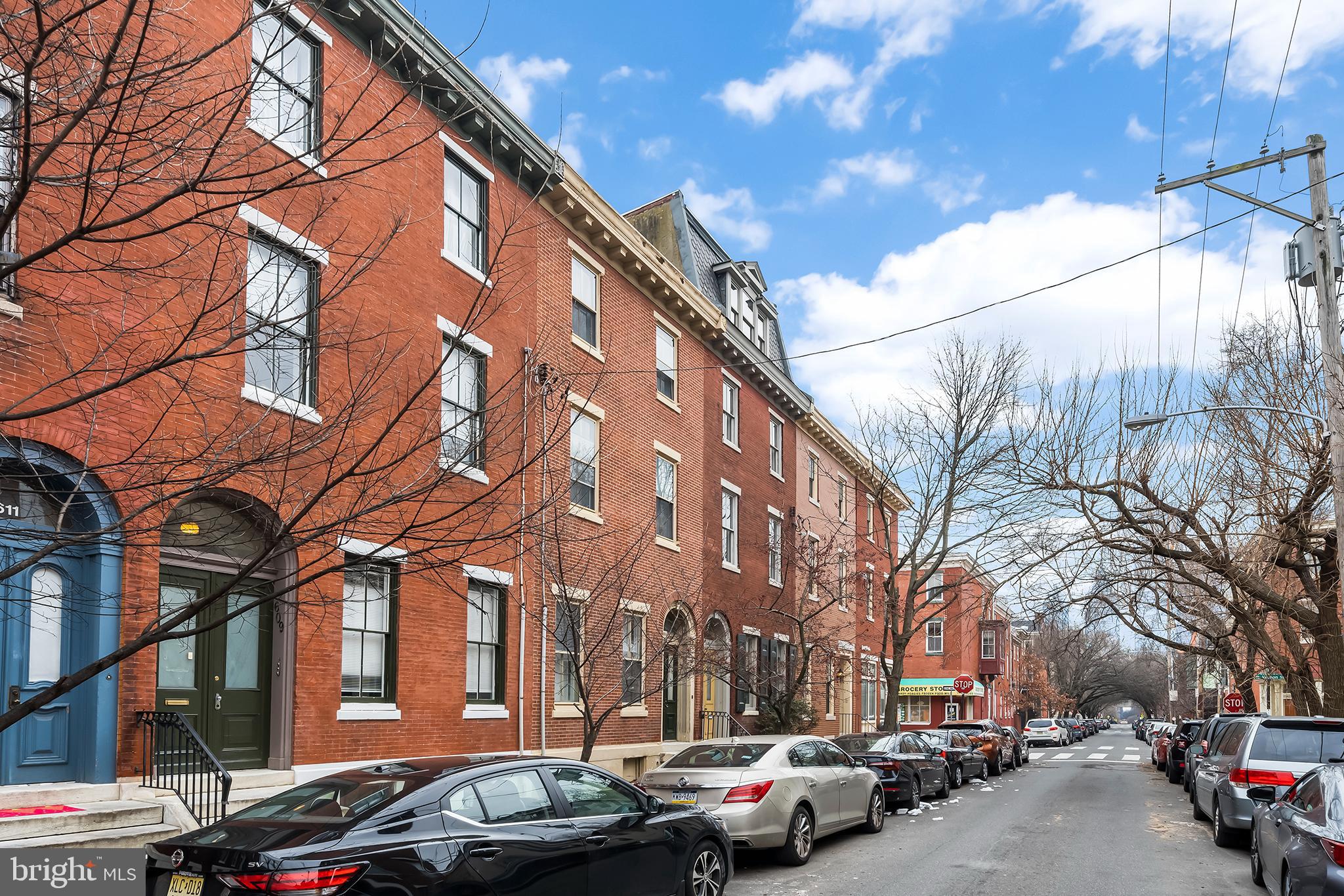 FAIRMOUNT - Residential