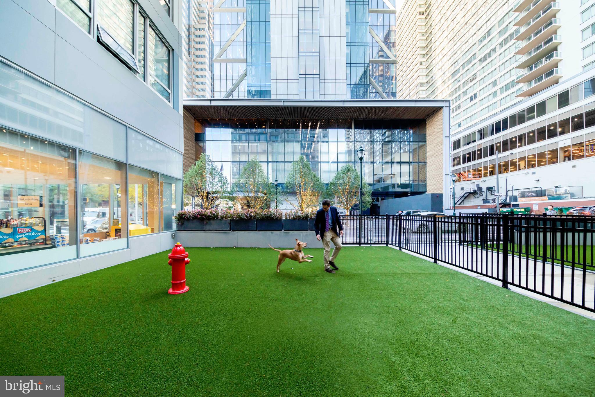 LOGAN SQUARE - Residential Lease