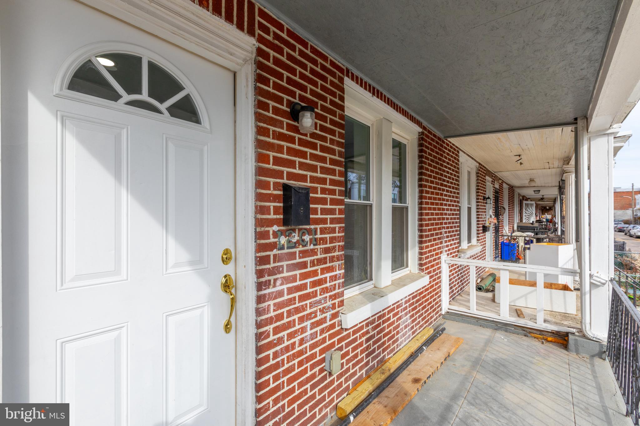 WEST OAK LANE - Residential