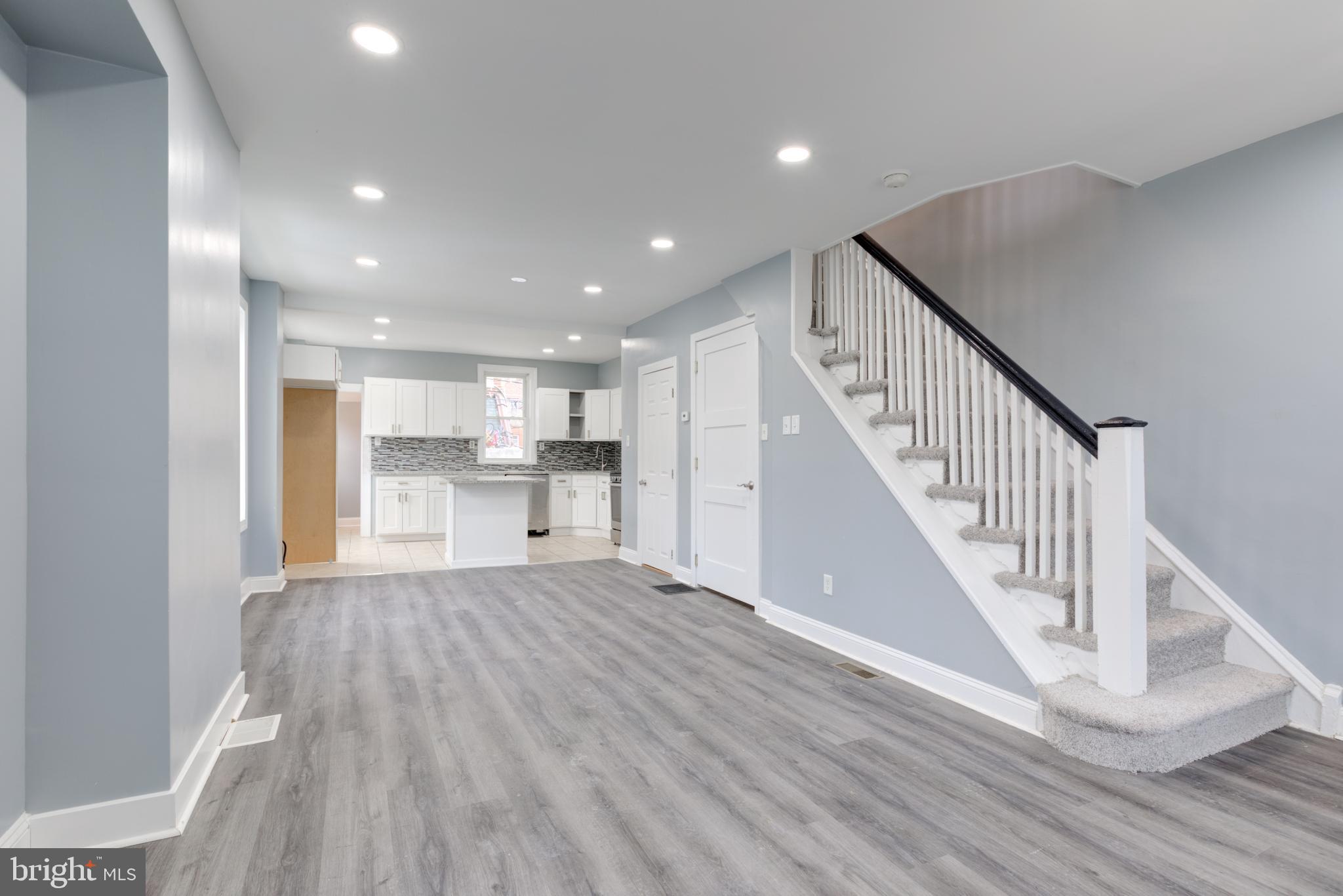 WEST OAK LANE - Residential