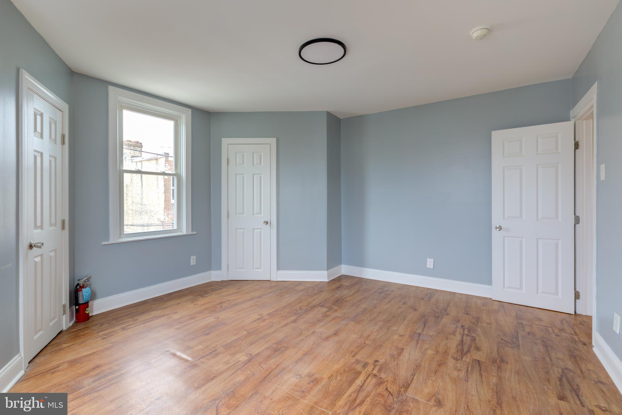 WEST OAK LANE - Residential